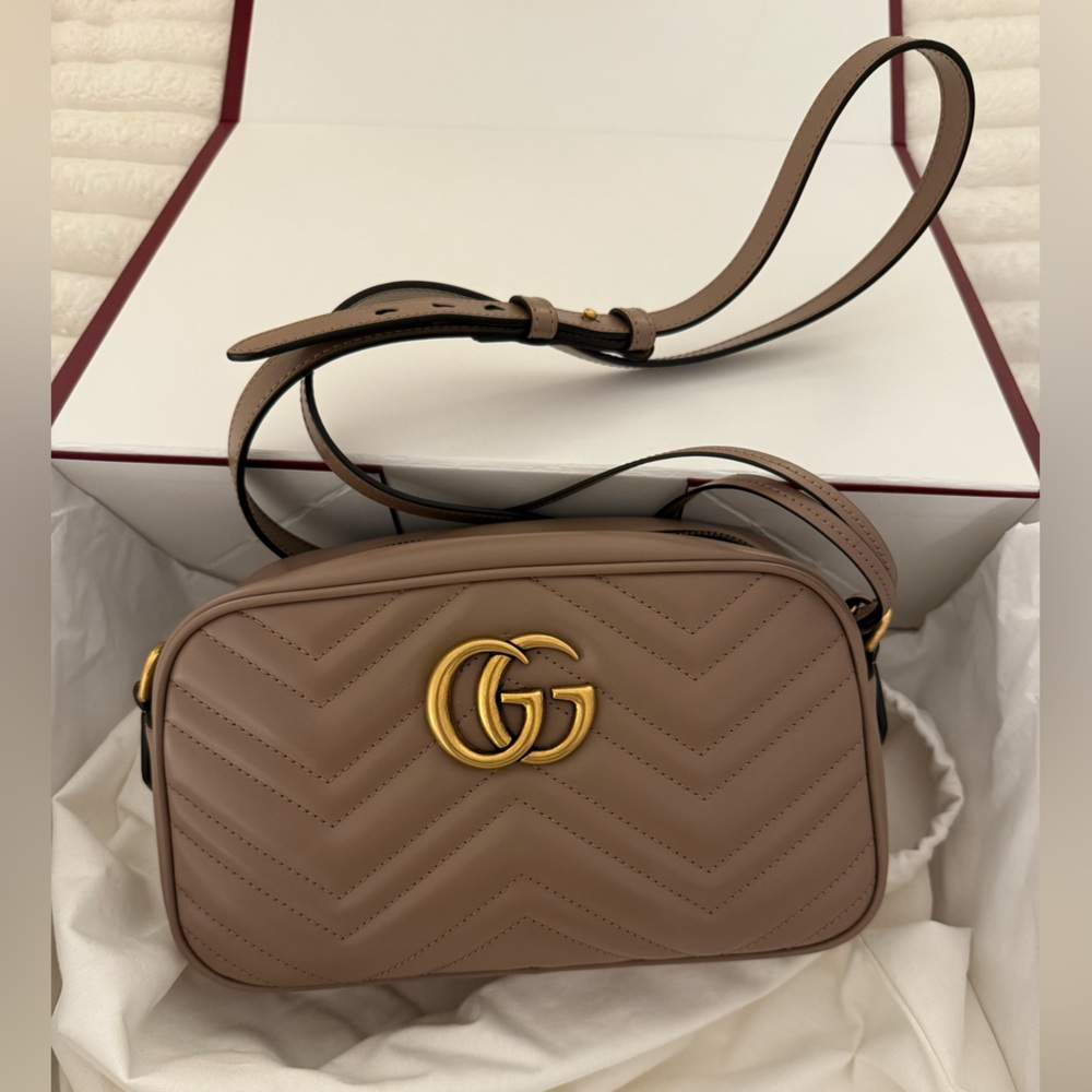 Gucci GG Marmont Small Camera Bag